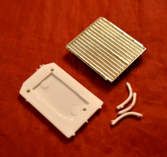 AMT Peterbilt 352 Pacemaker Cabover Grille and Radiator 1/25
