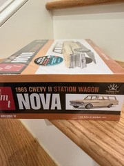 1/25 Scale Model Kit 1963 Chevy II Nova Station Wagon -Skill 2 AMT1202 Sealed