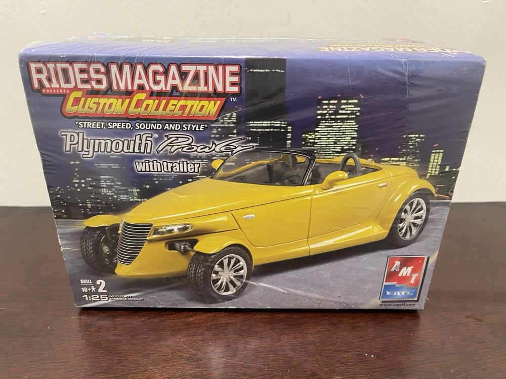 AMT ERTL Rides Magazine Custom Collection Plymouth Prowler Model 1:25 Sealed