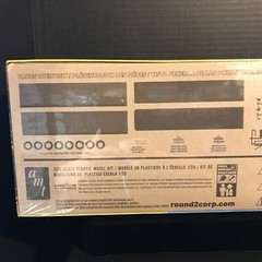 AMT 1421/06 FRUEHAUF 40’REFRIGERATOR REEFER VAN MODEL KIT-NIB-1/25 SCALE