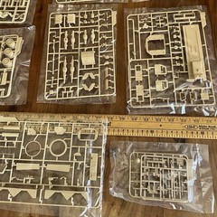 Meng SS-005 1:35th scale U.S. Cougar 6×6 MRAP Vehicle NIB