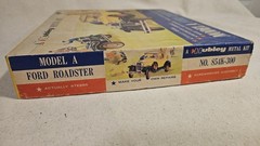 VINTAGE HUBLEY MODEL A FORD ROADSTER Metal Model Kit NO. 854K-300