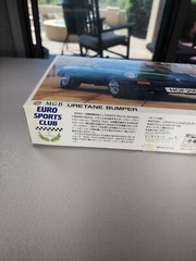 AOSHIMA EURO SPORTS CLUB 1978 MG MGB URETANE BUMPER MODEL 01398