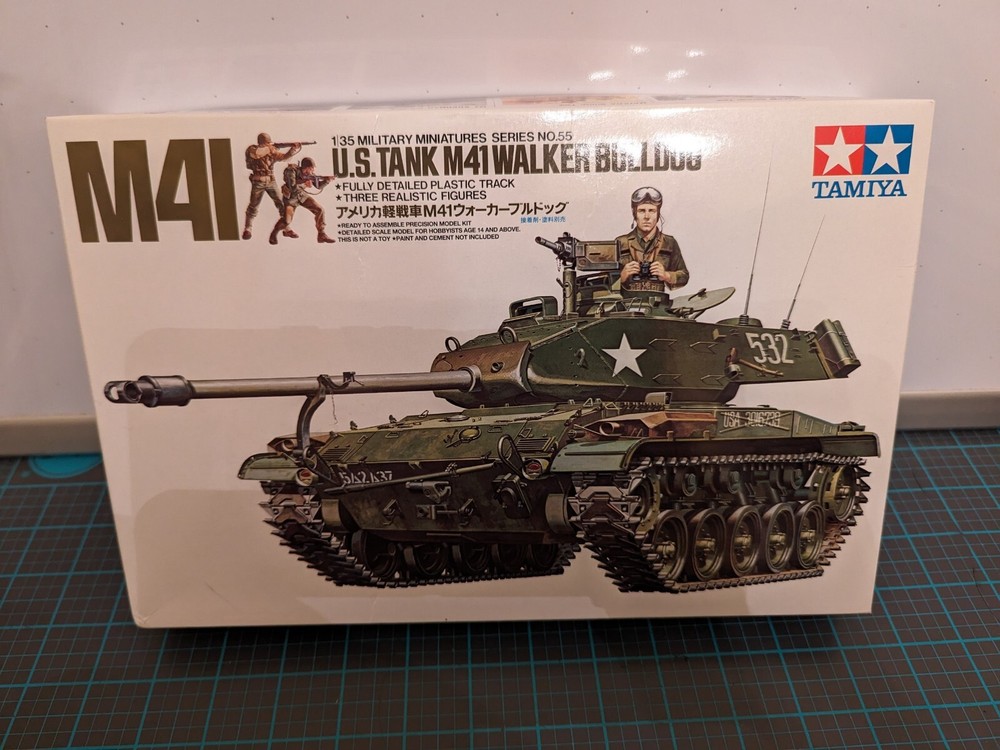 Tamiya US Tank M41 Walker Bulldog And Armored Car 35055 1/35 FS Open Model Kit