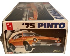 AMT Vintage ’75 Ford Pinto Model Kit T454 1:25 Scale, Sealed (B255)
