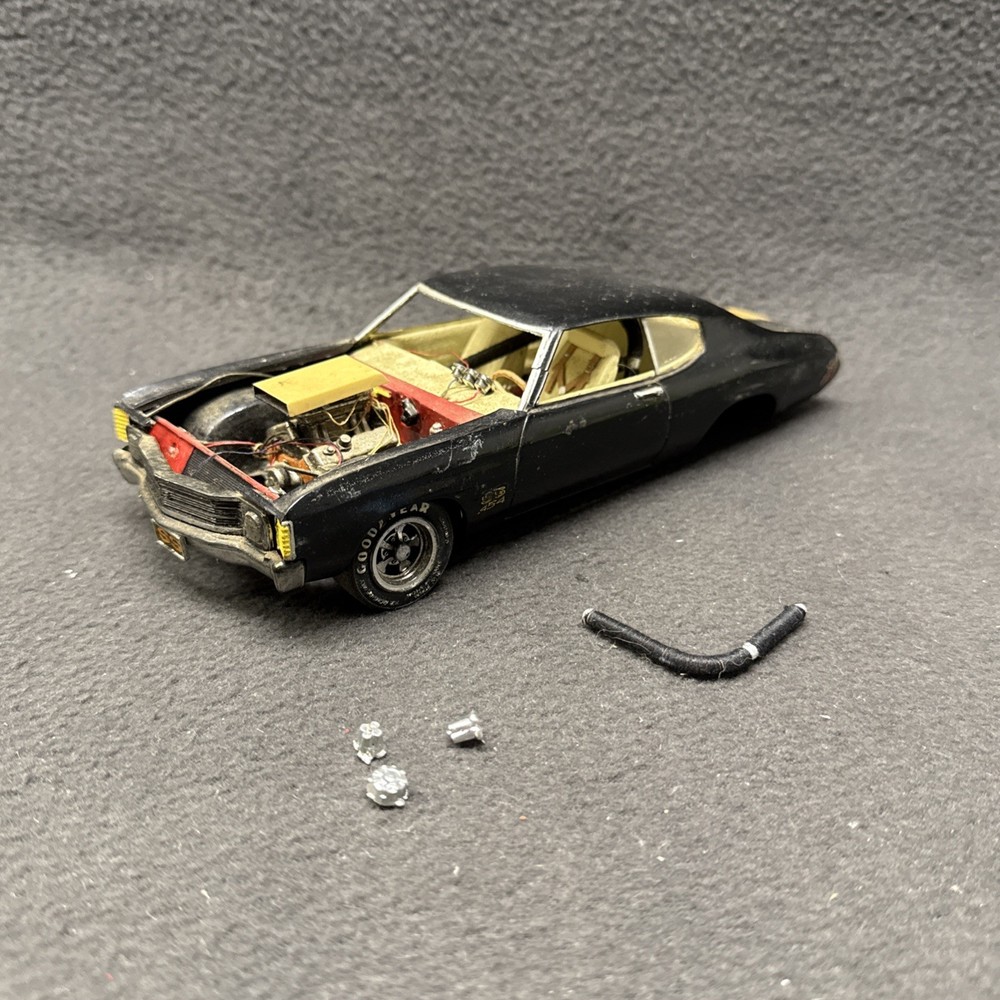 MPC ’72 Chevelle 1-7228 Original Model 1/25 Built Detailed Missing Parts Restore