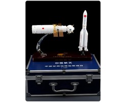 NEW 1:100 Space Station Core Module Rocket Combination Model Aerospace Ornament