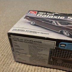 1965 Ford Galaxie 500 XL Plastic AMT 6467 Model Kit 1:25 Scale Never Built