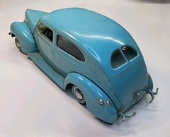 Vintage AMT Baby Blue ’39 Ford Deluxe Tudor Sedan 1/25 Plastic Model Kit Built