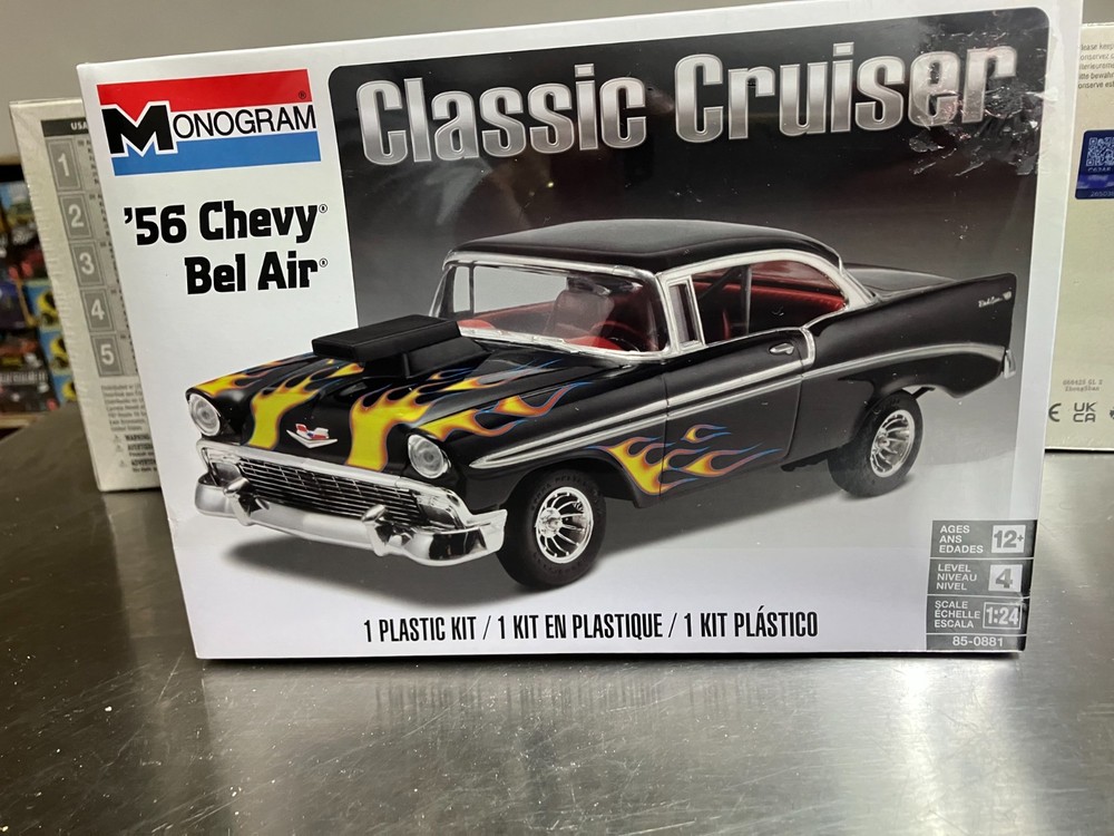 Monogram 1/24 scale 1956 Chevy Bel Air Classic Cruiser model car kit