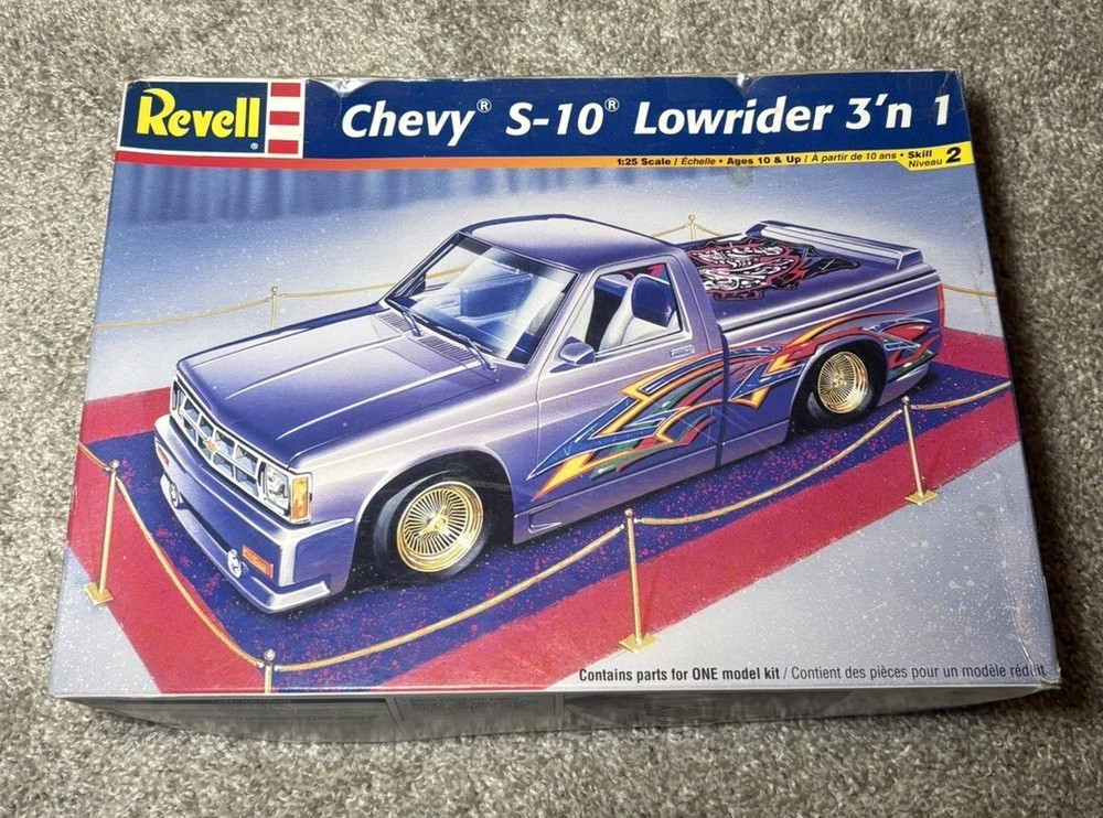 Revell 2569 1/25 Scale Chevy S-10 Lowrider Pickup 3’n1 Plastic Model Kit