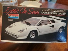 MONOGRAM Exotic Car Series LAMBORGHINI LP500S 1:24 Scale Model Kit New Open Box