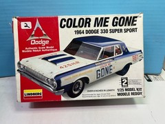 1/25 LINDBERG 1964 DODGE 330 S/S COLOR ME GONE BUILT MODEL CAR KIT OPEN B12
