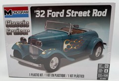 MONOGRAM ’32 FORD STREET ROD 1/24 SCALE MODEL KIT – #85-0882 – NISB – NICE!