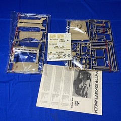 Ertl ESCI VW Typ82 Kubelwagen 7009 1/9 Model Kit Complete