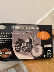 Testors Lincoln Mint Harley-Davidson model FXSTS Springer Softail 1/9 scale
