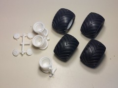 1/32 Monster Truck OR 1/24 1/25 Tractor Pull Mud Tires/wheels