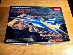 1996 ACADEMY Model MIKOYAN MIG-29 FULCRUM Ukraine Flight Demo Team Kit #2128
