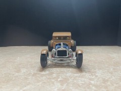 AMT 1925 Ford T Chopped Top 1/25 Custom Built Model