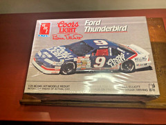 AMT ERTL 6740 Bill Elliott 1991 Coors Light NASCAR 1:25 Model Car Kit Sealed NEW