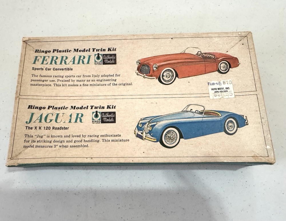 Ringo Plastic Model Car Twin Kit – Ferrari & Jaguar XK120