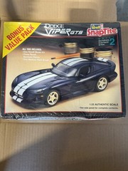 Revell SnapTite Dodge Viper GTS 1:25 Scale Skill Level 2 Model Kit