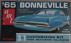 1965 PONTIAC Bonneville 1/25 MODEL KIT NEW Perfect!