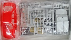 Hasegawa 20313 1/24 Scale Model Car Kit BMW E36 3 Series 320i 4 Door Sedan