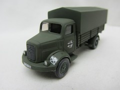Wiking HO Scale #696 German Army Henschel HS 100 Cargo Truck w Decals