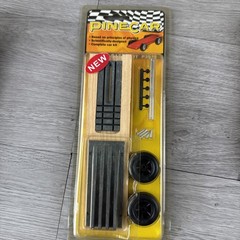 Woodland Scenics Pine Car Block P361, P3925 Speed Car Race, P420 Black Widow Kit