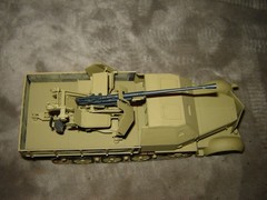 Armoured Vehicle w/Gun Well Built & Painted Excellent Condition 1/35 Built