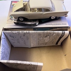 AMT 8028 1957 Ford Fairlane 500 Hardtop 3n1 1/25 McM KIT FS