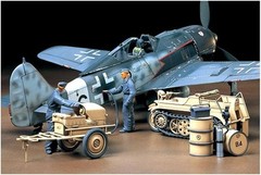 Tamiya 32533 1/48 German SdKfz 2 Kettenkrad Aircraft Power Supply Unit 25337