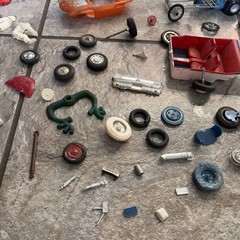 VINTAGE LOT MODEL KITS PLASTIC CARS HOT ROD PARTS and built body