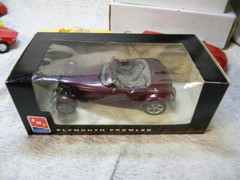 AMT 1/25 1994 DEALER PROMOTIONAL CAR PLYMOUTH PROWLER ROADSTER PURPLE -MIB