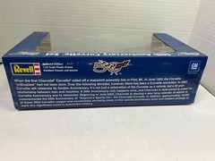 1/25 REVELL 50TH ANNIVERSARY 2003 CHEVROLET CORVETTE COUPE & CONVERTIBLE PROMO’S