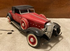 Vintage 1930’s Roadster Ready Built 1:25 Scale Plastic Car Model-Junkyard, Parts