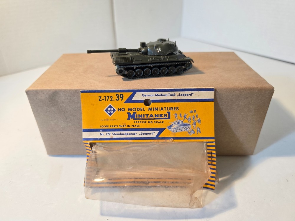 ROCO HO Minitanks Z-172.39 German Medium Tank “Leopard” Customized Austria OB -A