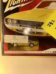 AMT Ertl Johnny Lighting 1970 Dodge Challenger 1:25 Scaled Sealed
