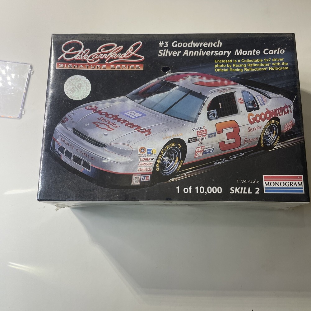 Monogram Dale Earnhardt Signature Series Silver Anniversary Monte Carlo 1/24 Kit