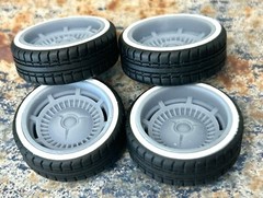 Resin 22 In. “Raceline Tri-Five” Wheels, W/ One Inch Whitewalls,1/24 1/25 Scale