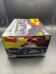 Revell Easy Kit Snap ’63 Corvette Convertible Model Kit 1:25 Sealed