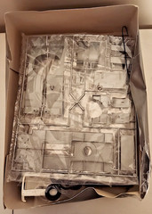 Revell DLK 23-12 Mercedes Benz 1419 / 1422 Kit 07504 Open Box Sealed Bags 1:24