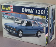 BMW 320i Tuner Series Rare 1/25 Revell Model Kit unstarted new NICE