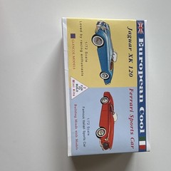 Glencoe Models Jaguar XK 120 & Ferrari 1:72 Unassembled Plastic Model Kit 03604