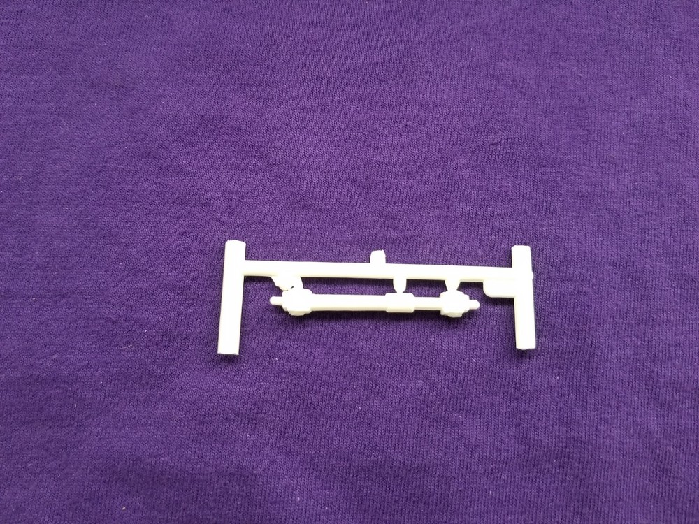 Diamond REO Truck Tractor MAIN DRIVESHAFT #84 for 1:25 AMT Model Kit DRIVE SHAFT
