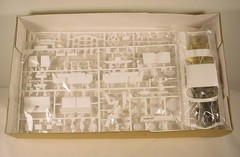 Trumpeter 1960 Pontiac Bonneville Sports Coupe Car Model Kit 1:25 Open Box