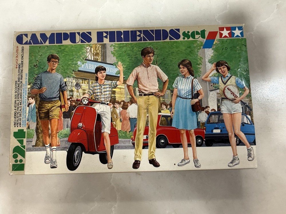 Tamiya 1/24 Campus Friends Set Kit #2434 -FREE SHIPPING