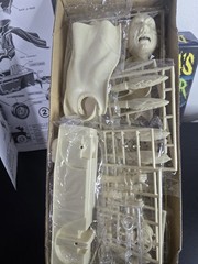 Vintage 1999 Polar Lights Dracula’s Dragster Model Car Kit #5026