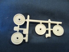 Model car parts 1997 Ford Thunderbird race car tires, wheels and backing plates